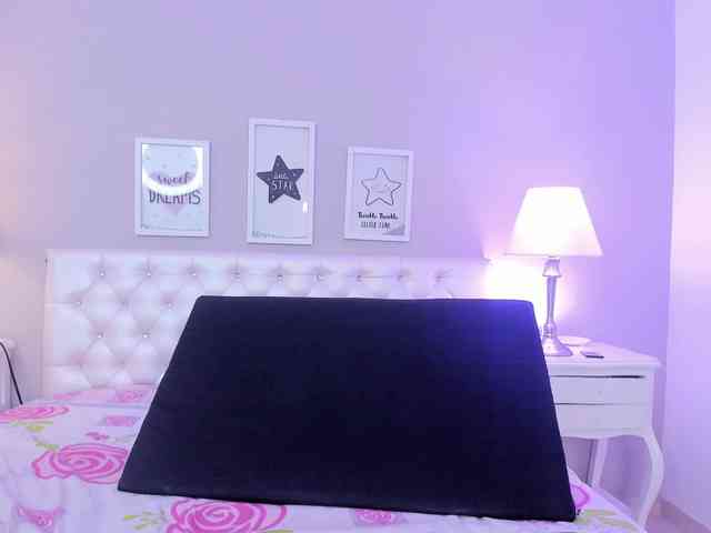 Karlaa-Ramirez webcam