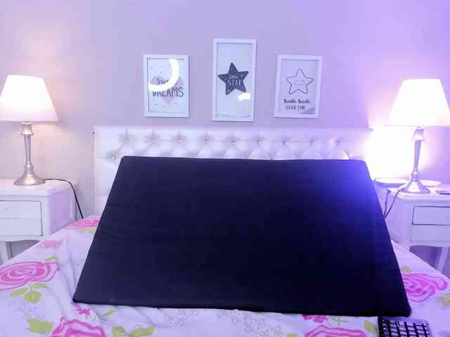 Karlaa-Ramirez webcam