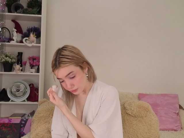 darlingRose's BongaCams show and profile