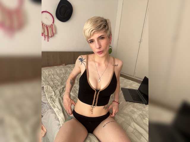 Alexakitten17 preview