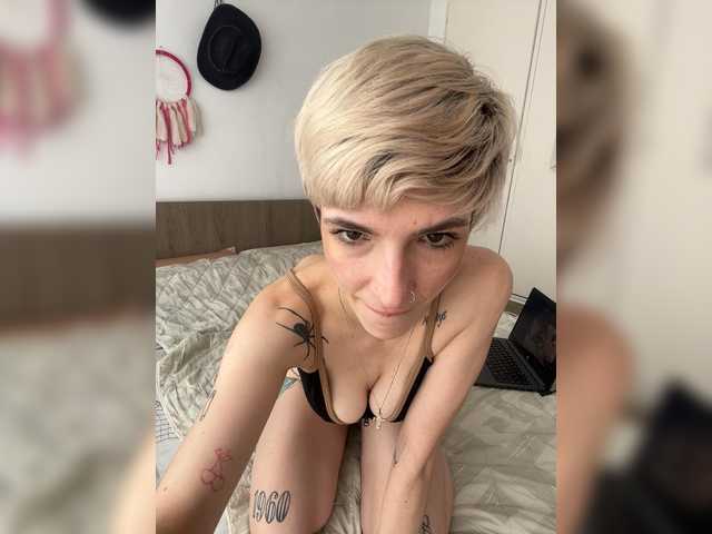 Alexakitten17 preview