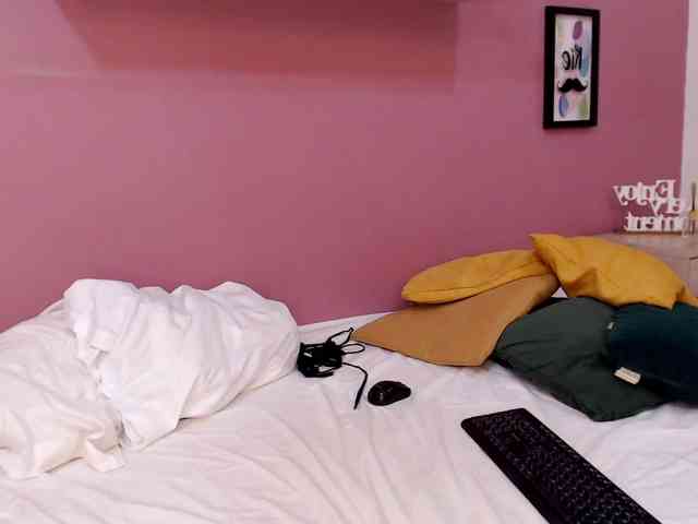 LilithWattson webcam