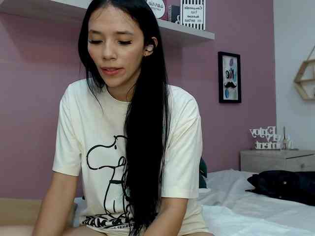 LilithWattson webcam