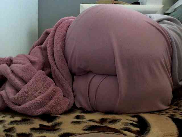 NewBeginnings8 Live Webcam on BongaCams