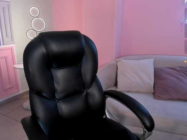 RossiRivers's BongaCams show and profile