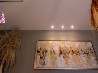 LisaFlowers Porn Show