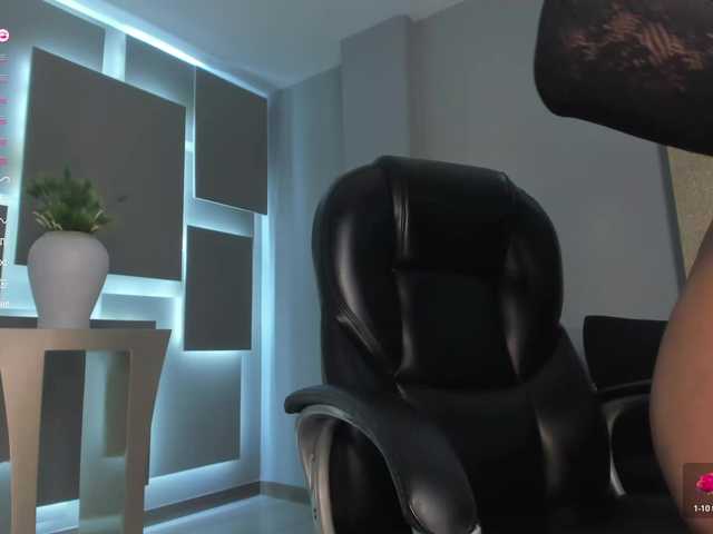 LisaFlowers's BongaCams show and profile