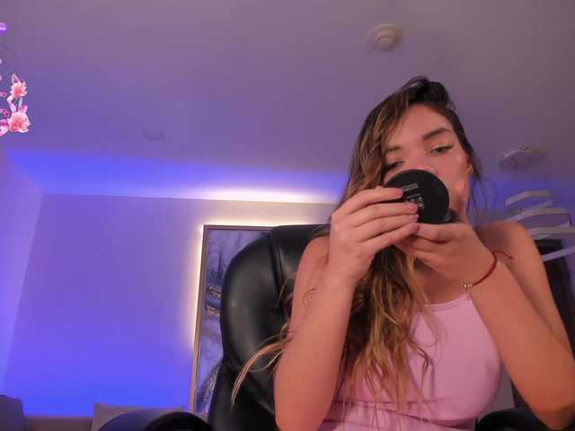 LisaFlowers's BongaCams show and profile