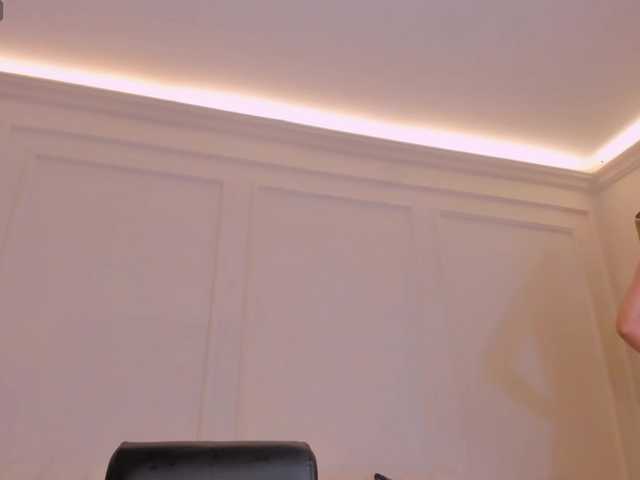 LisaFlowers's BongaCams show and profile