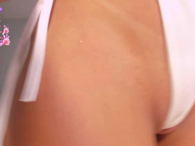 LisaFlowers's BongaCams show and profile