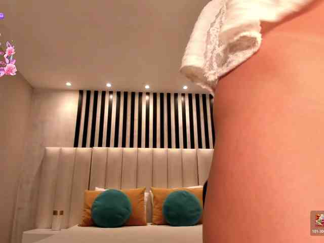 LisaFlowers Live Webcam on BongaCams