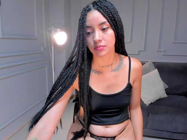 SaritaSantos's BongaCams show and profile