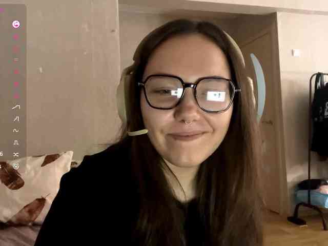 EsterAiu webcam