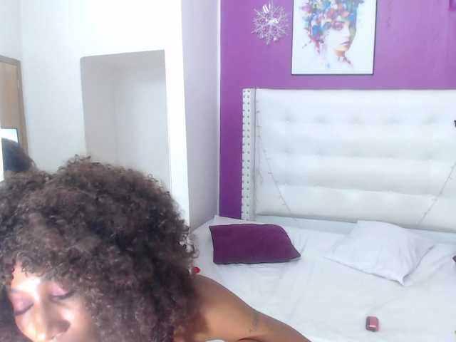 innocent-sexy-baby's BongaCams show and profile