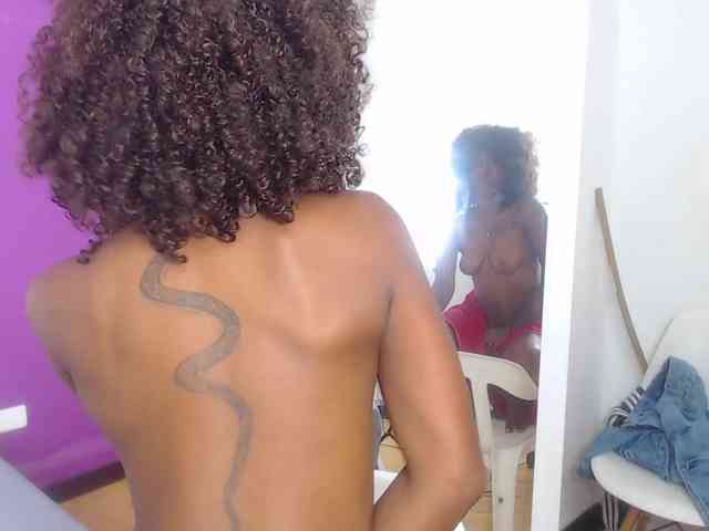 innocent-sexy-baby webcam