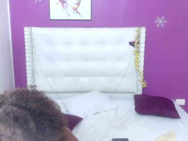 innocent-sexy-ba... Live Webcam on BongaCams