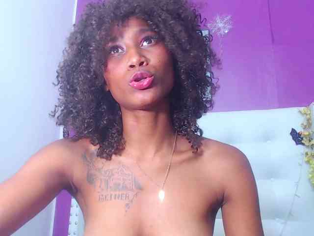 innocent-sexy-baby webcam