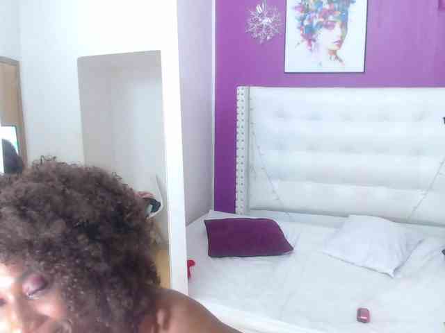 innocent-sexy-baby webcam