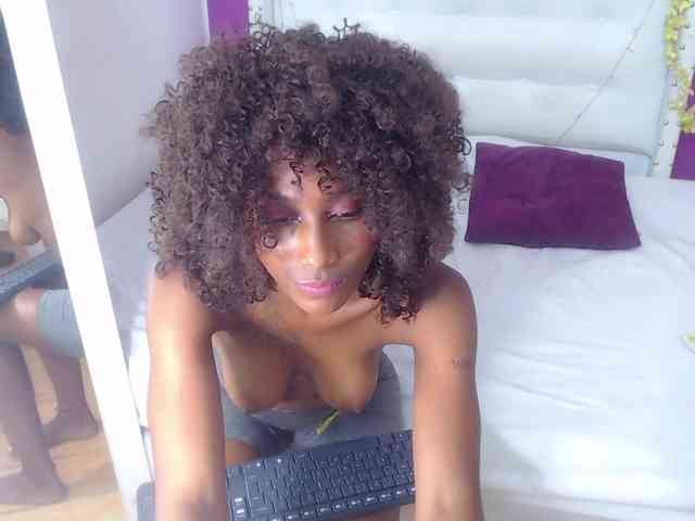 innocent-sexy-baby webcam