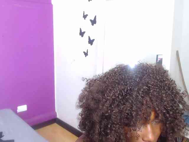 innocent-sexy-baby webcam