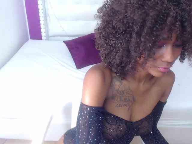 innocent-sexy-baby webcam