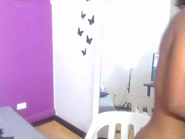 innocent-sexy-baby webcam