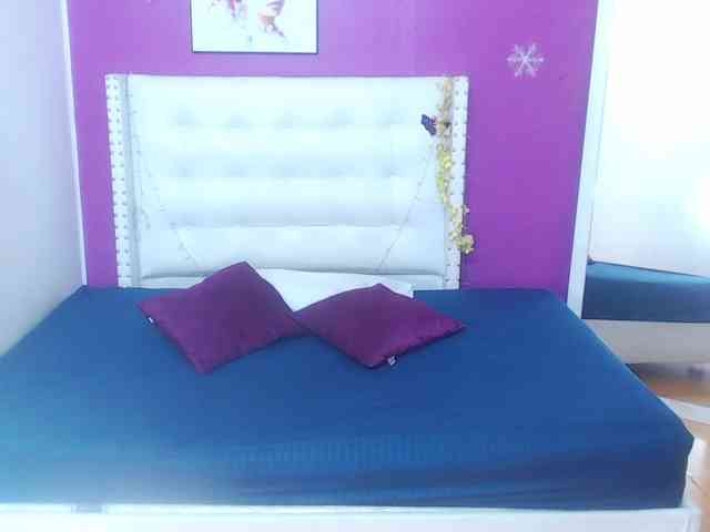 innocent-sexy-baby webcam