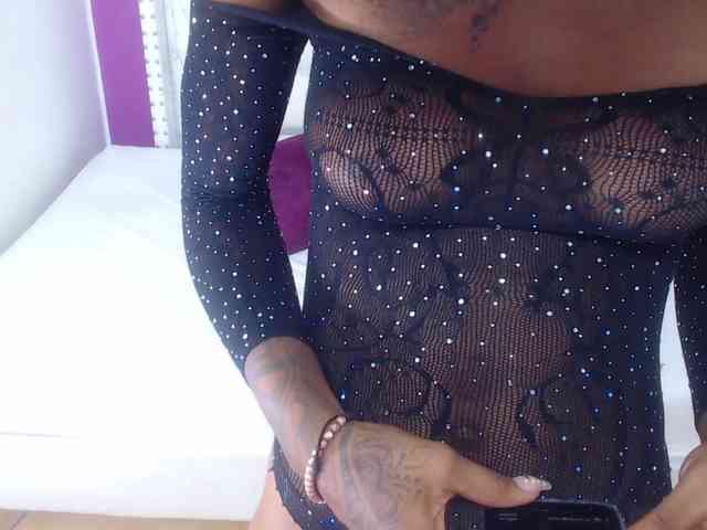 innocent-sexy-baby webcam