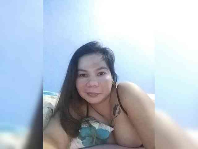 HotMomma33 HotMomma33