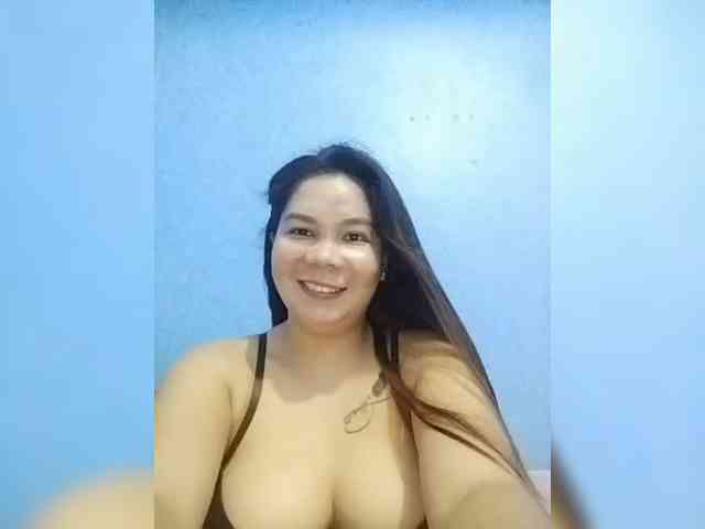 HotMomma33 HotMomma33