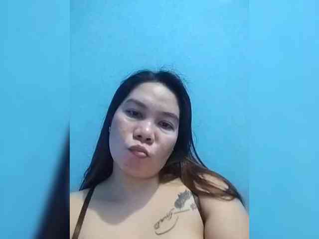 HotMomma33 HotMomma33