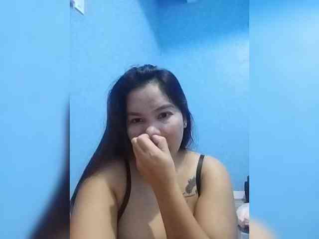 HotMomma33 HotMomma33