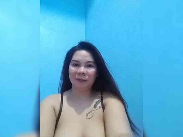 HotMomma33 HotMomma33