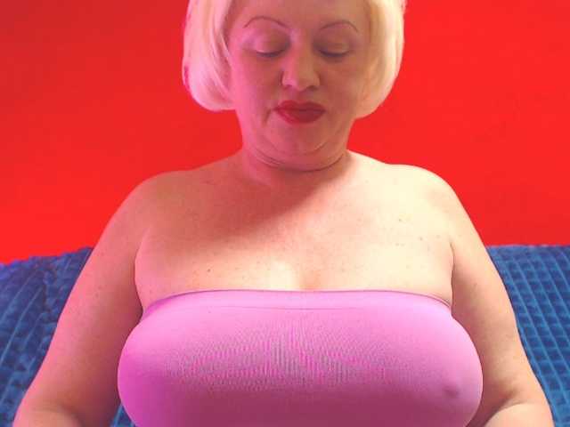 LisaViktoria's BongaCams show and profile