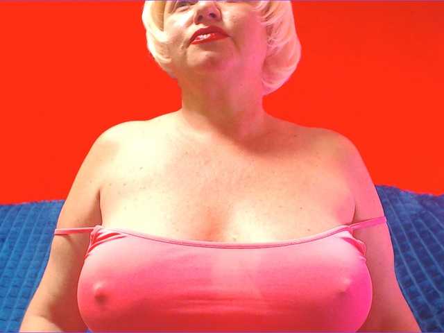 LisaViktoria's BongaCams show and profile