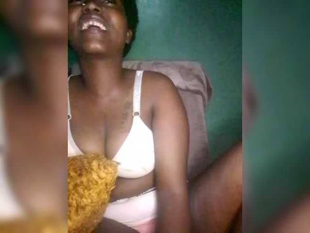  Davinalola chat room