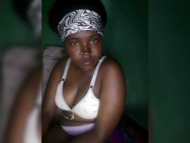  Davinalola chat room