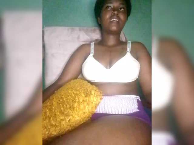  Davinalola chat room