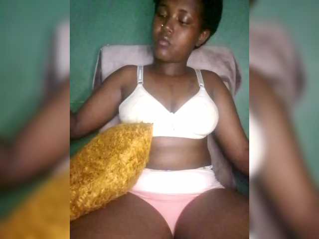  Davinalola chat room