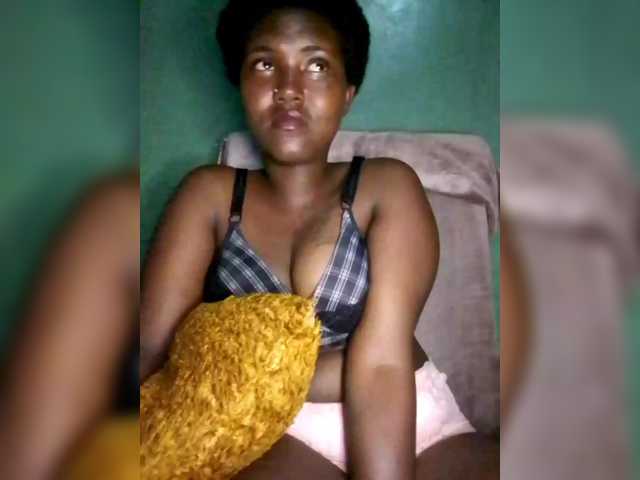 Davinalola – webcam model profile photo