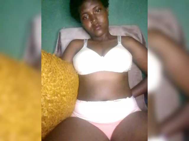  Davinalola chat room