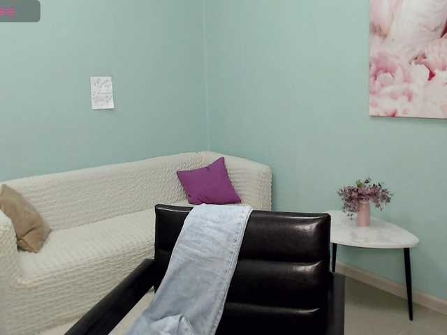 AmyJonas's BongaCams show and profile