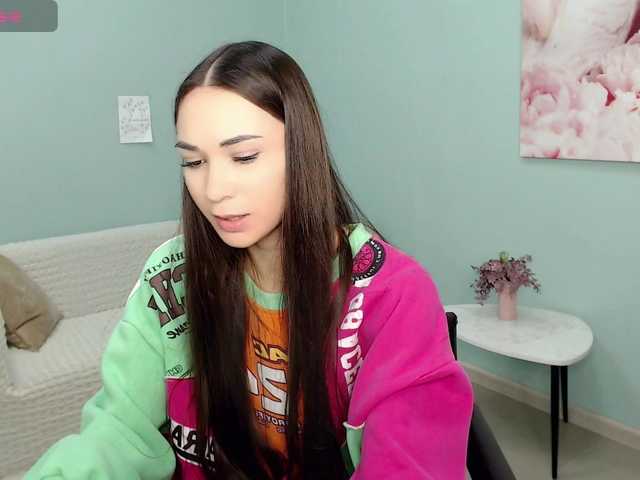 AmyJonas's BongaCams show and profile