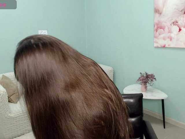 AmyJonas live cam profile