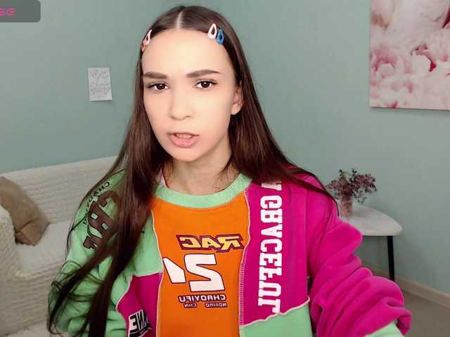 AmyJonas's BongaCams show and profile