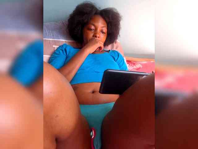 underratedbarb webcam