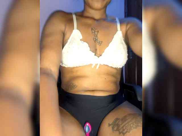 underratedbarb webcam