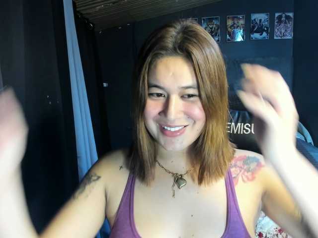 ItsmeAnika Live Cam on BongaCams