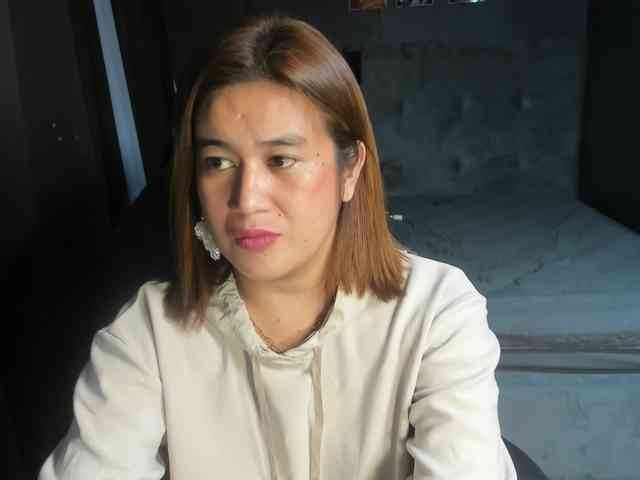 ItsmeAnika's chatroom