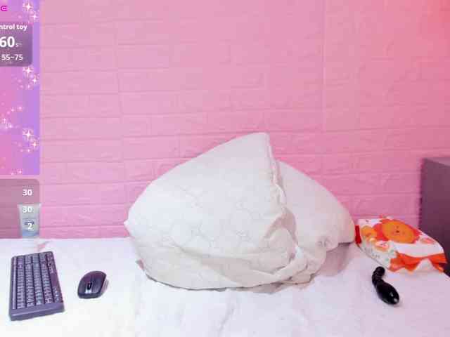 AlexandraMiller AlexandraMiller